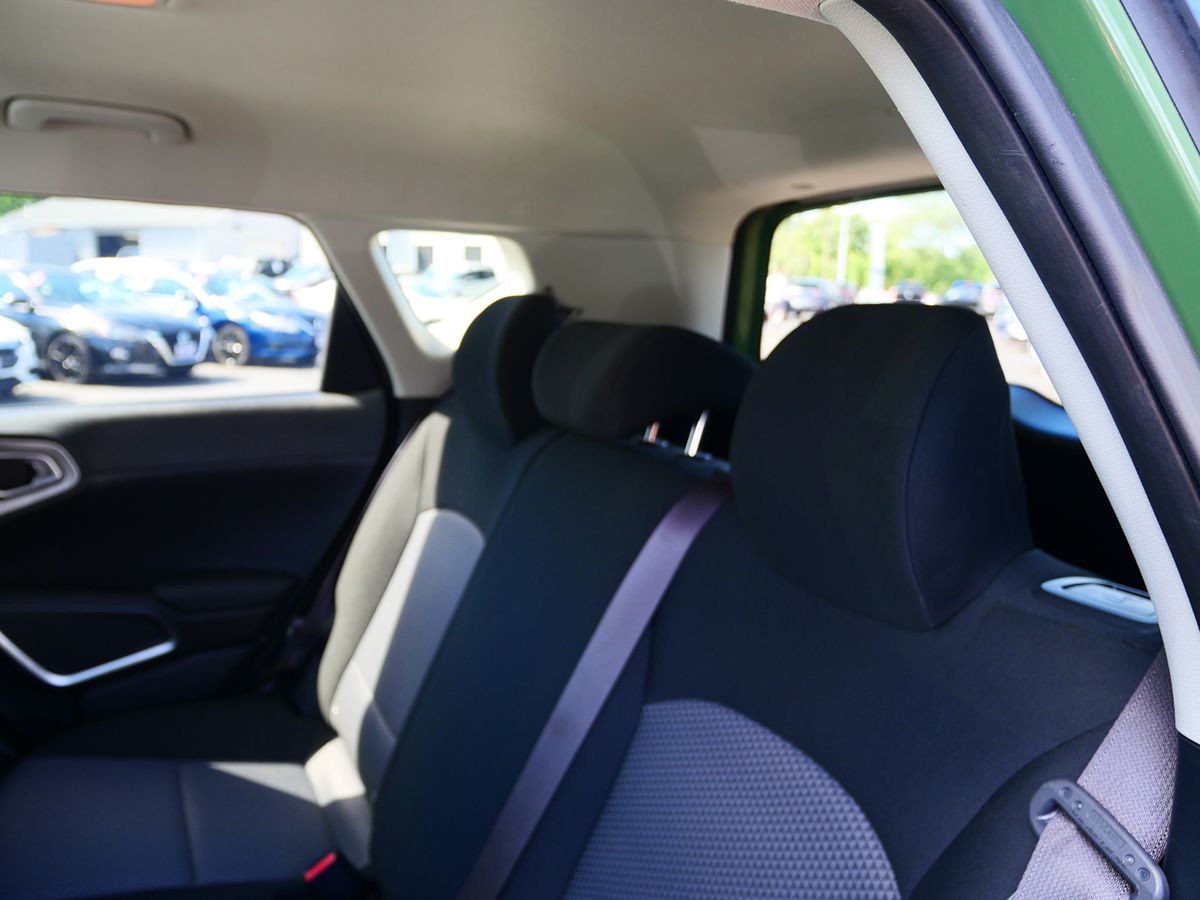 Photo 23 of this Kia Soul