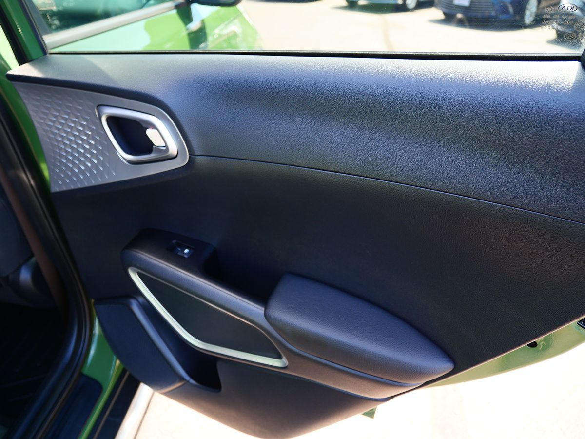 Photo 29 of this Kia Soul