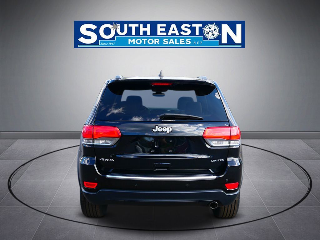 Photo 4 of this Jeep Grand Cherokee