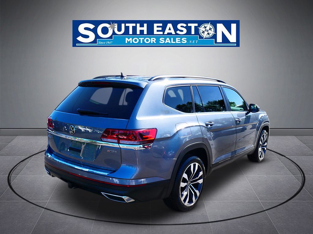 Photo 6 of this Volkswagen Atlas
