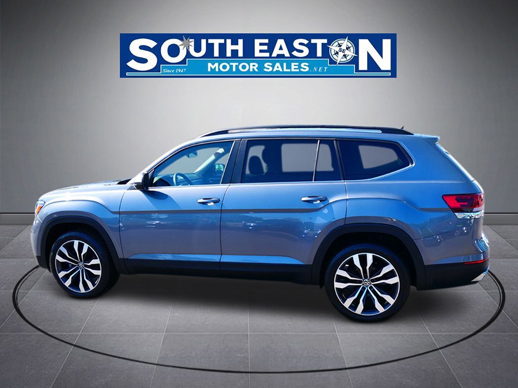 Photo 8 of this Volkswagen Atlas