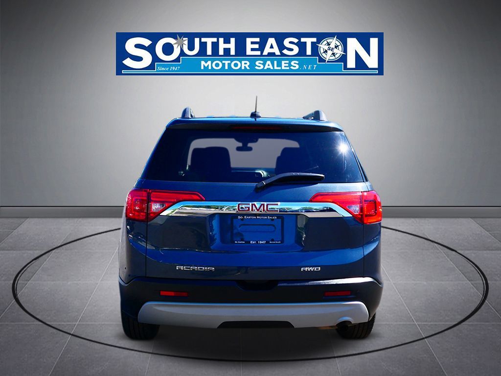 Photo 4 of this GMC Acadia