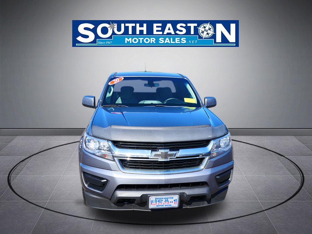 Photo 3 of this Chevrolet Colorado