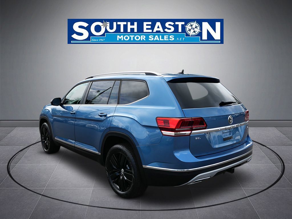 Photo 5 of this Volkswagen Atlas