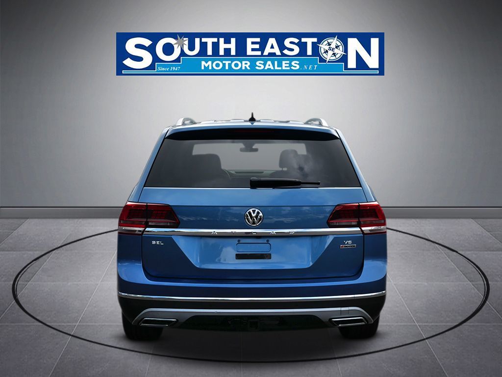 Photo 4 of this Volkswagen Atlas