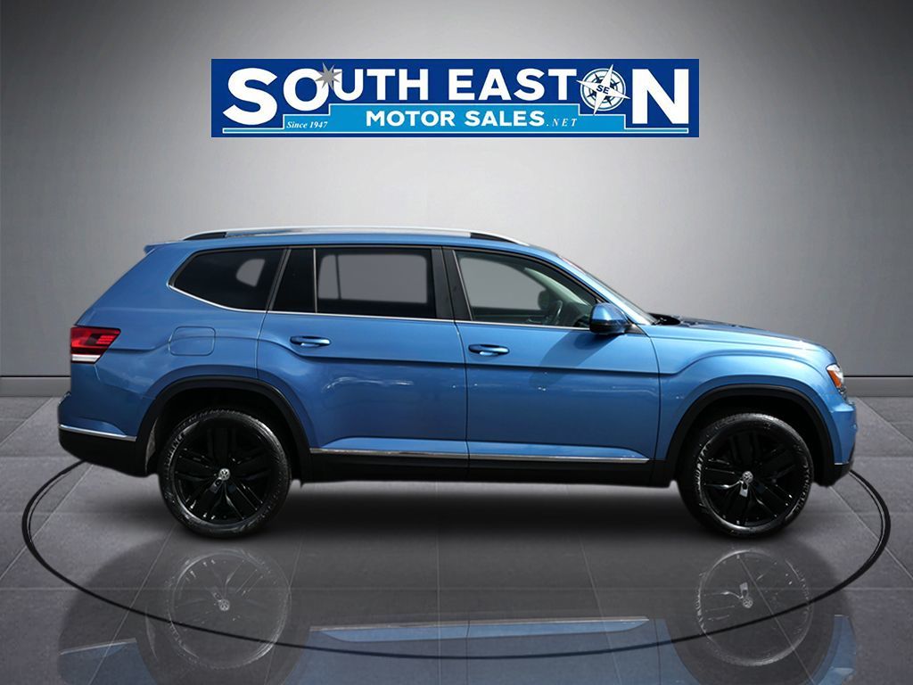 Photo 8 of this Volkswagen Atlas