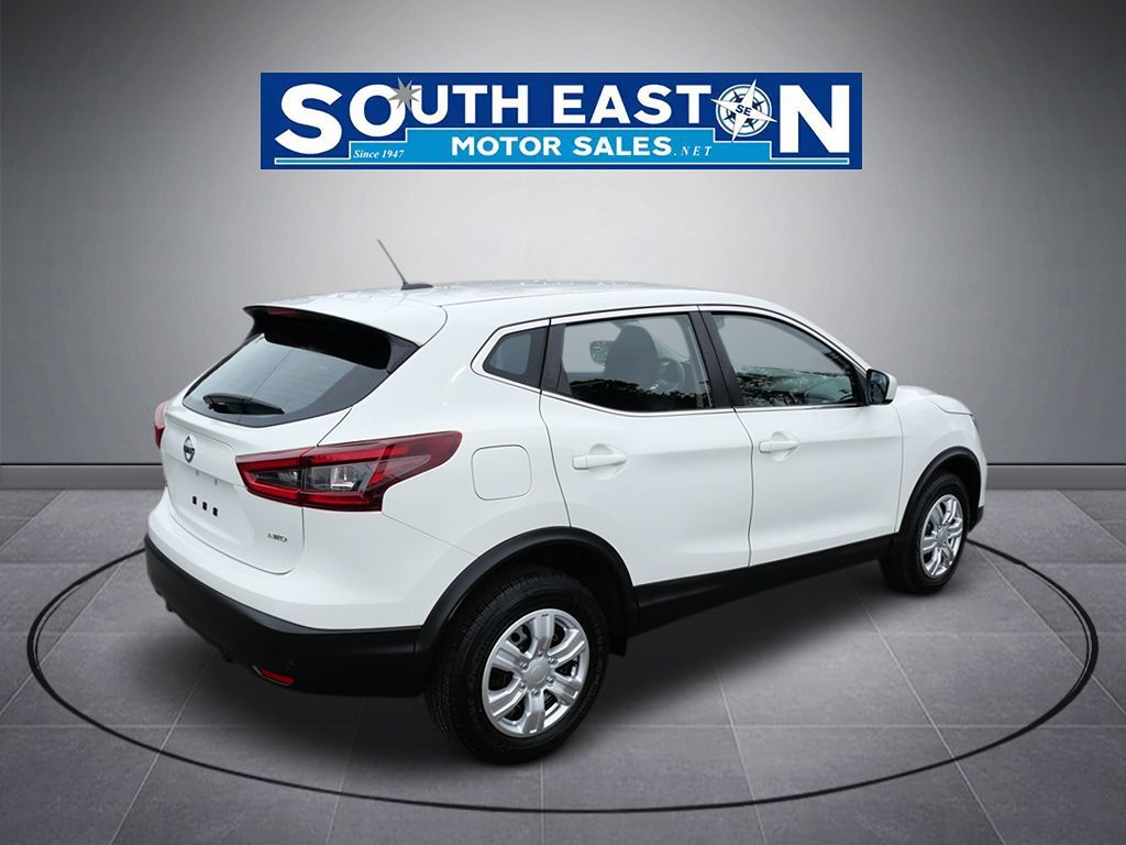 Photo 7 of this Nissan Rogue Sport