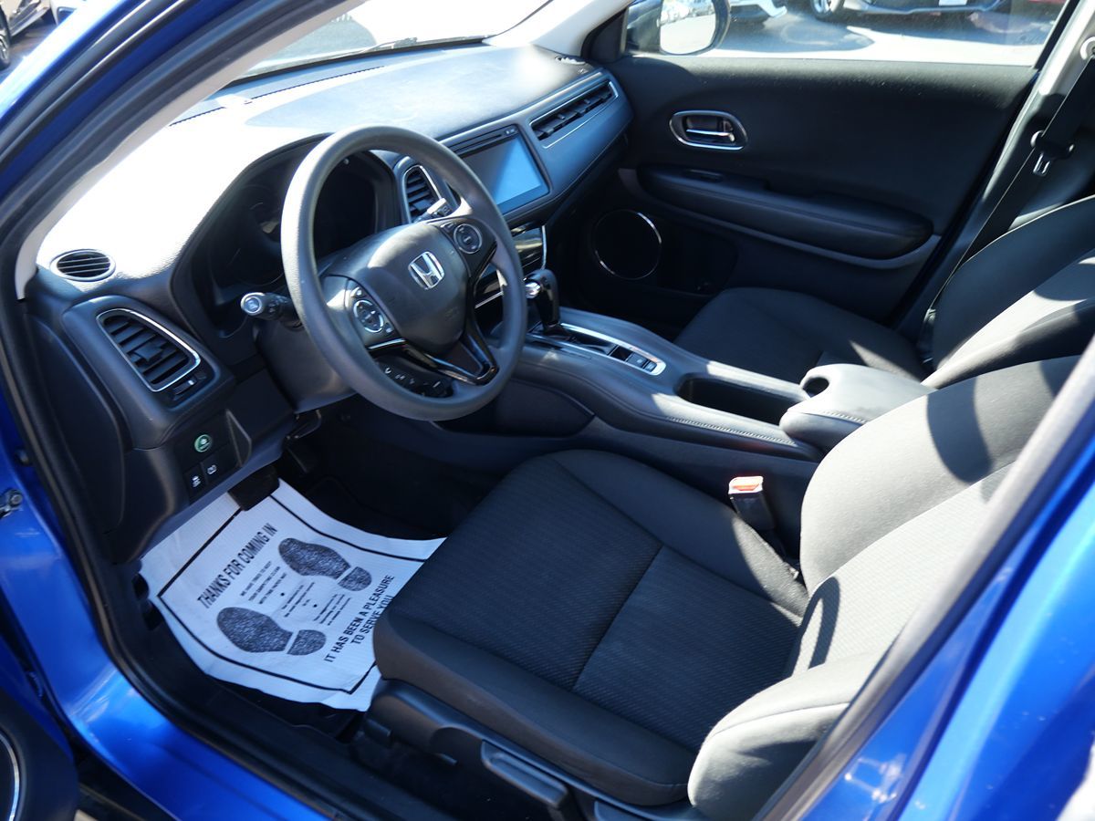 Photo 8 of this Honda HR-V