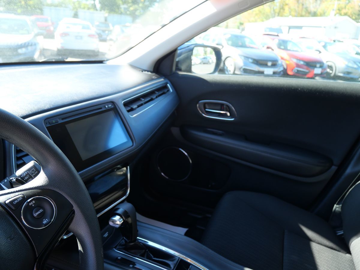 Photo 12 of this Honda HR-V
