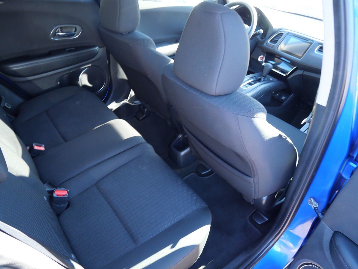 Photo 21 of this Honda HR-V