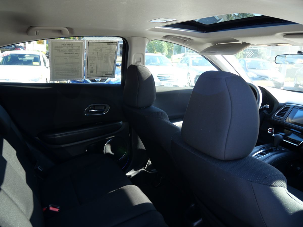 Photo 23 of this Honda HR-V