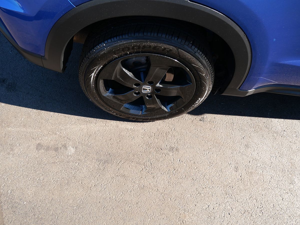 Photo 32 of this Honda HR-V