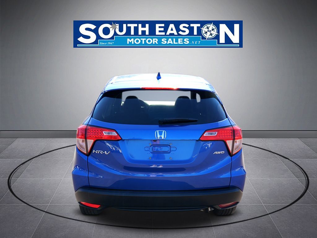 Photo 4 of this Honda HR-V