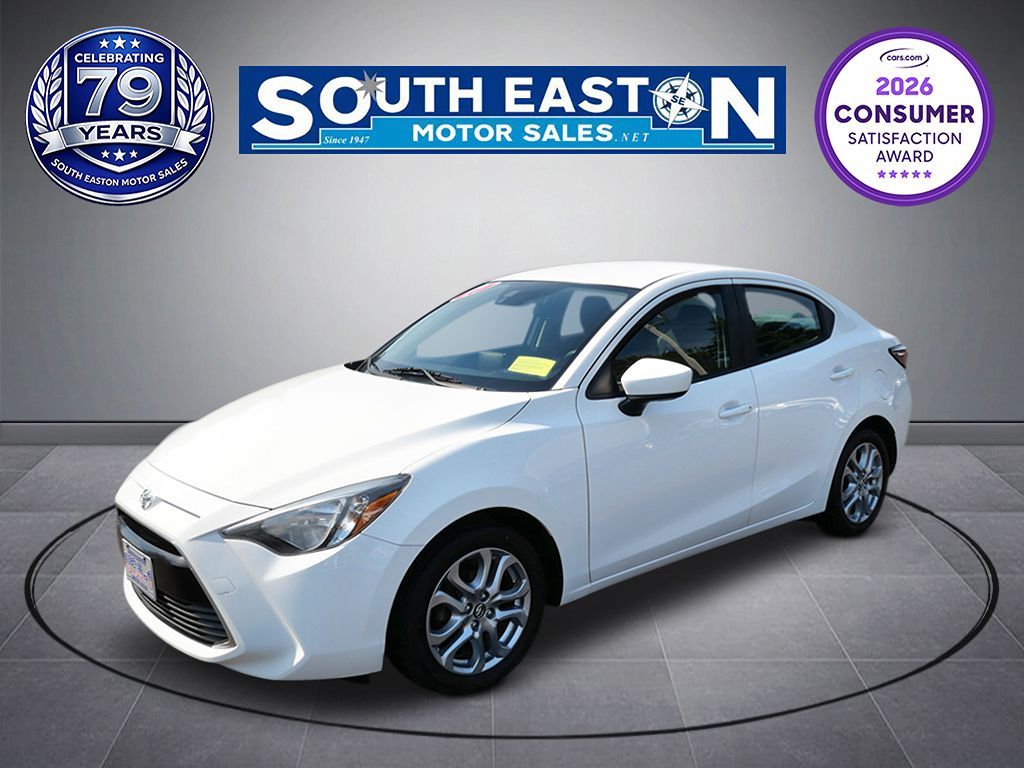  2017 Toyota Yaris iA Sedan   