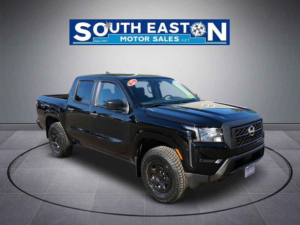 Photo 2 of this Nissan Frontier