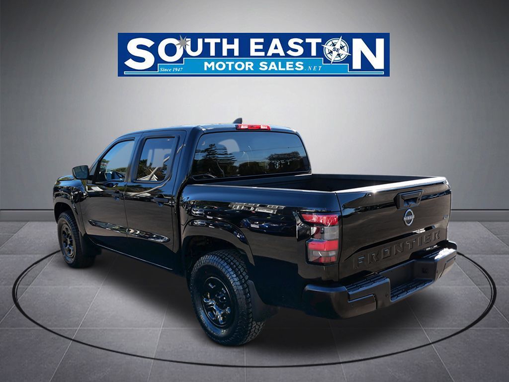 Photo 5 of this Nissan Frontier