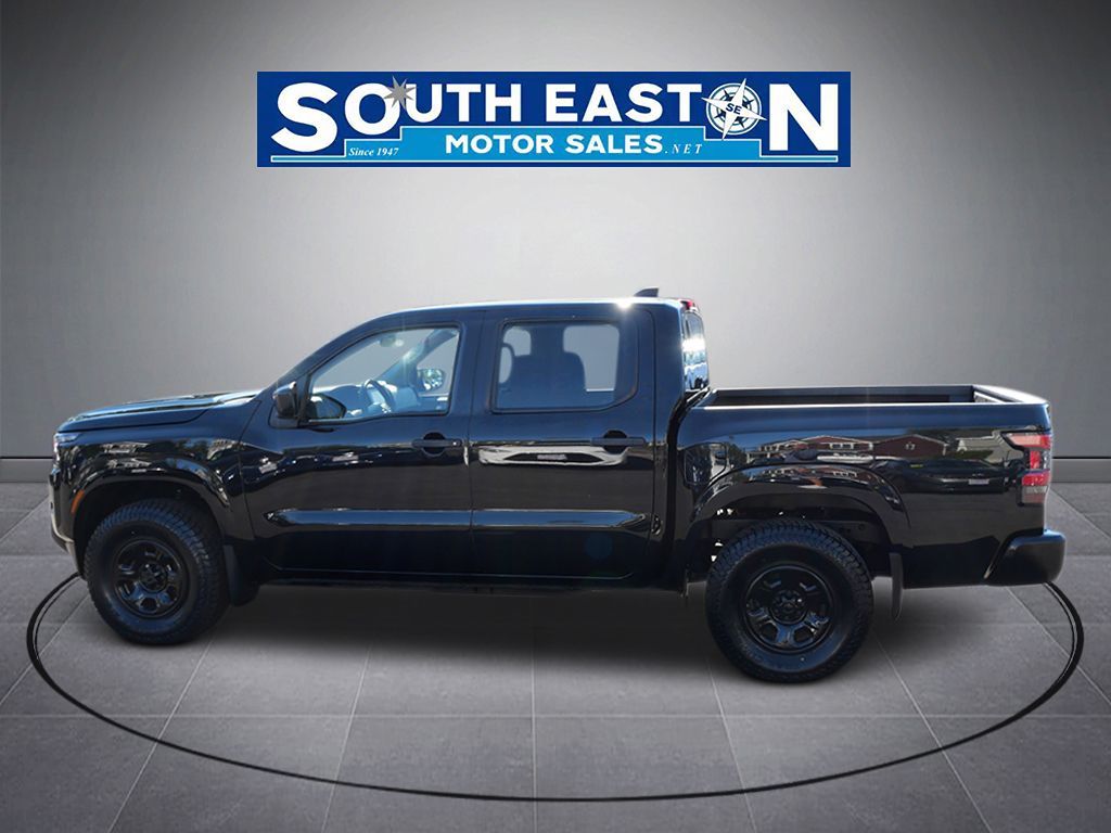 Photo 8 of this Nissan Frontier