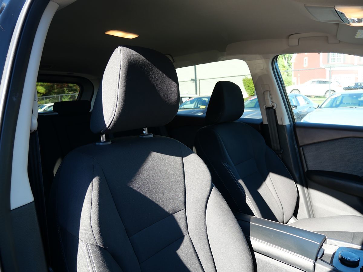 Photo 18 of this Nissan Rogue