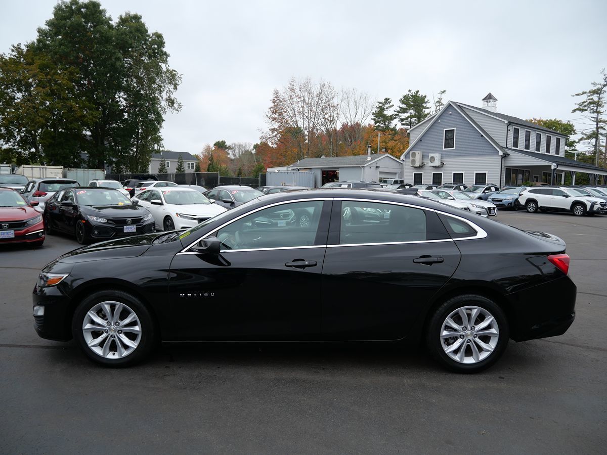 Photo 7 of this Chevrolet Malibu