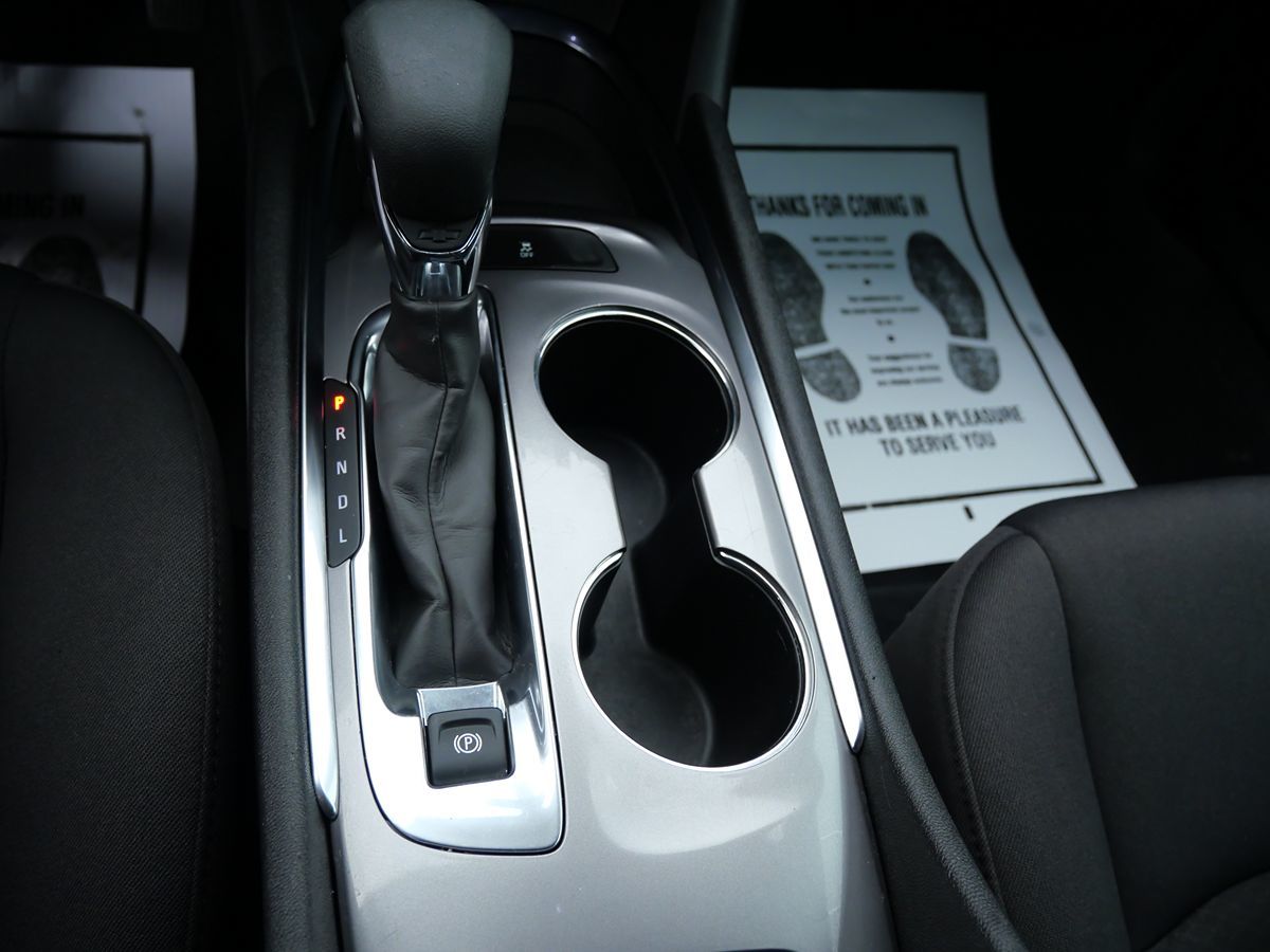 Photo 12 of this Chevrolet Malibu