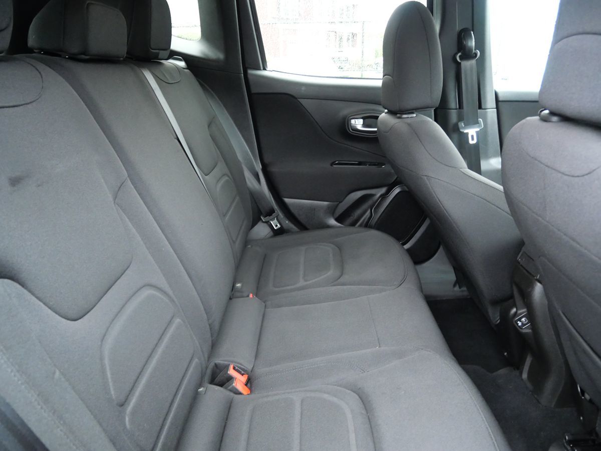 Photo 28 of this Jeep Renegade
