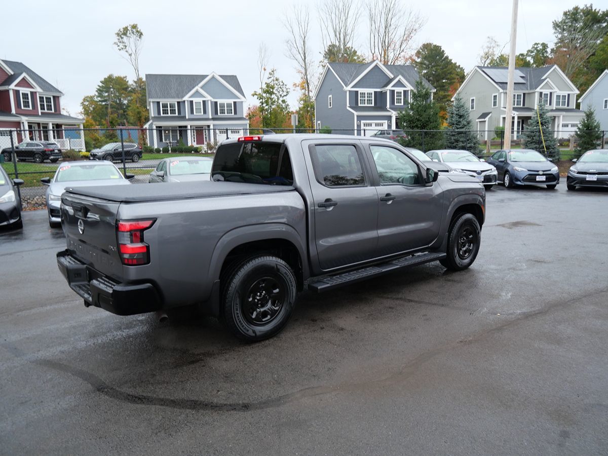 Photo 6 of this Nissan Frontier