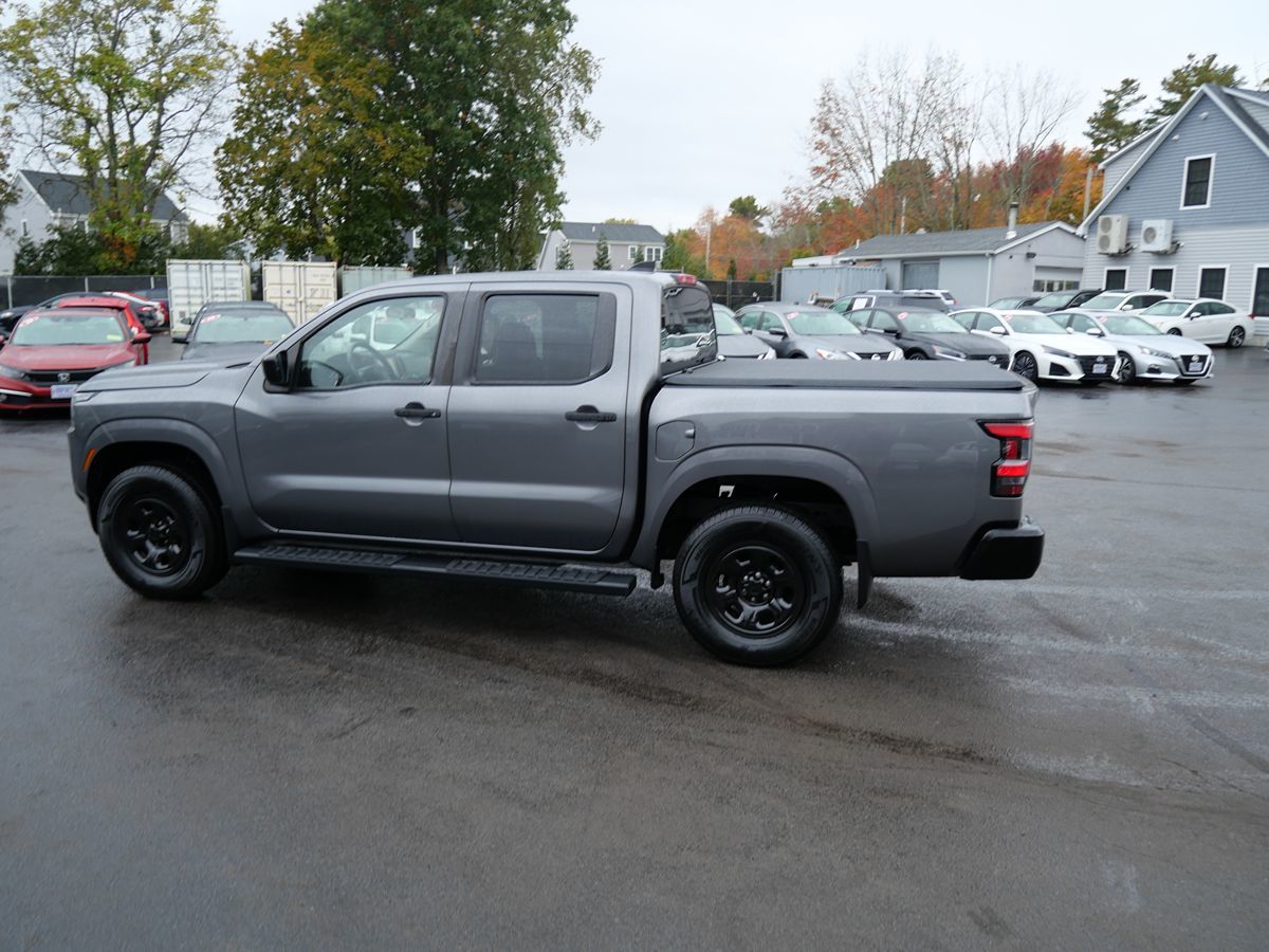 Photo 7 of this Nissan Frontier