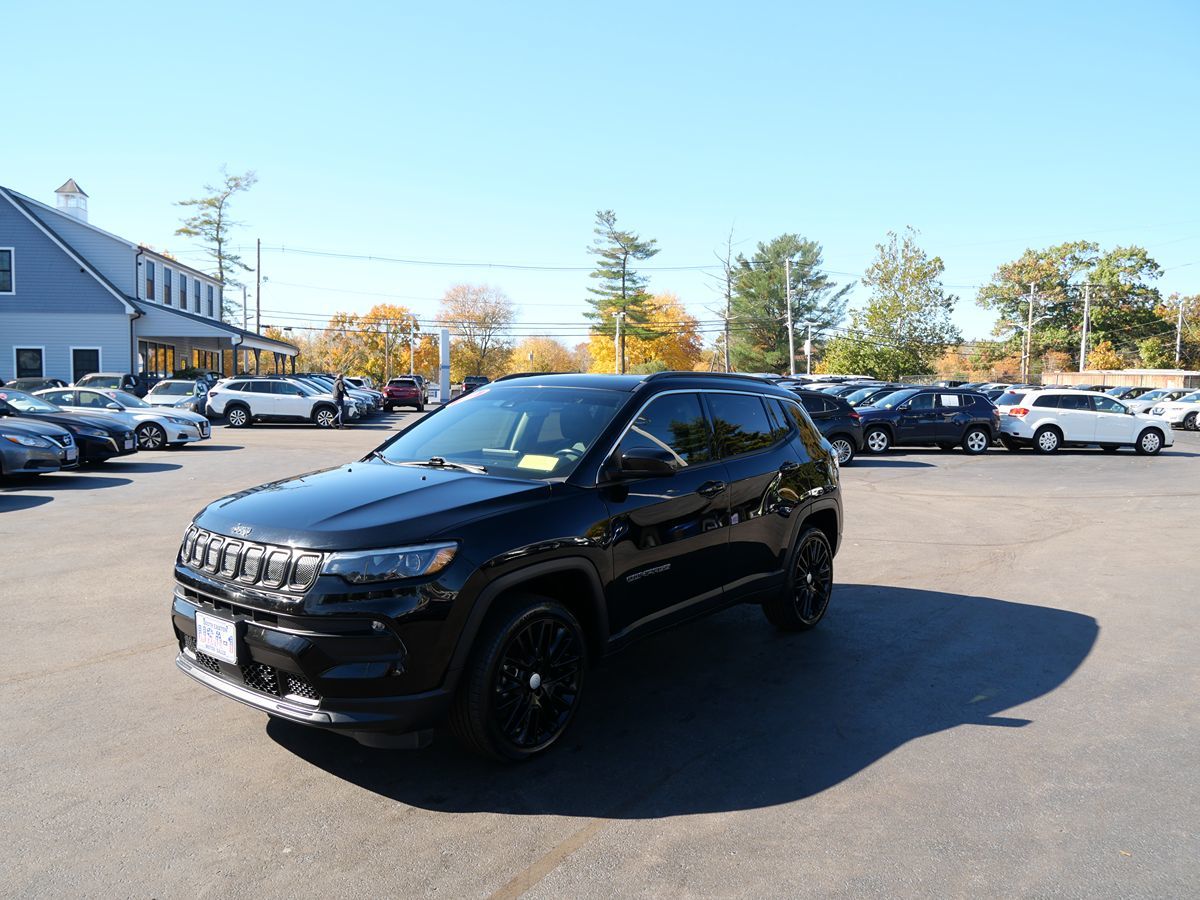 2022 Jeep Compass Latitude Lux
