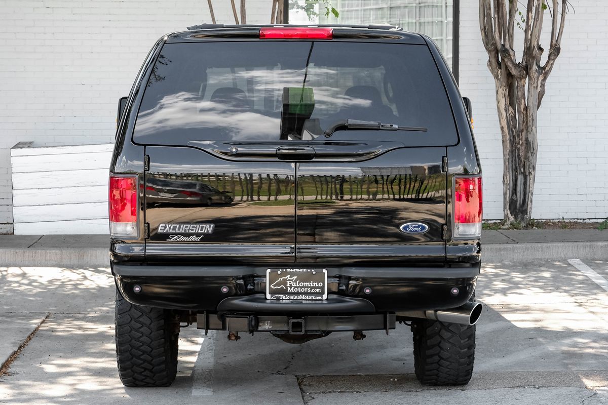 2004 Ford Excursion Limited photo 7