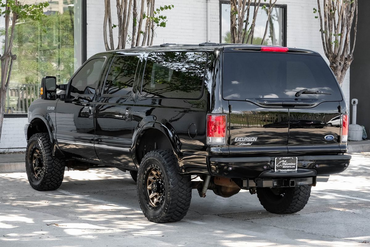 2004 Ford Excursion Limited photo 8