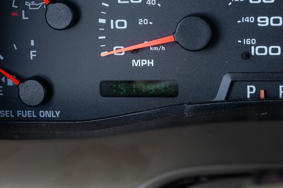 2004 Ford Excursion Limited photo 15