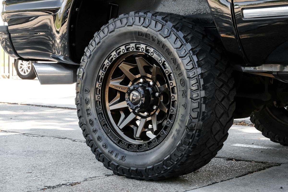 2004 Ford Excursion Limited photo 43