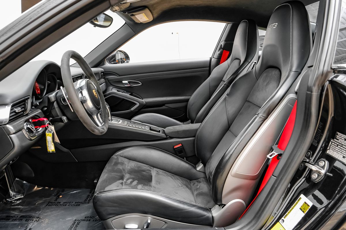 2014 Porsche 911 GT3 photo 3