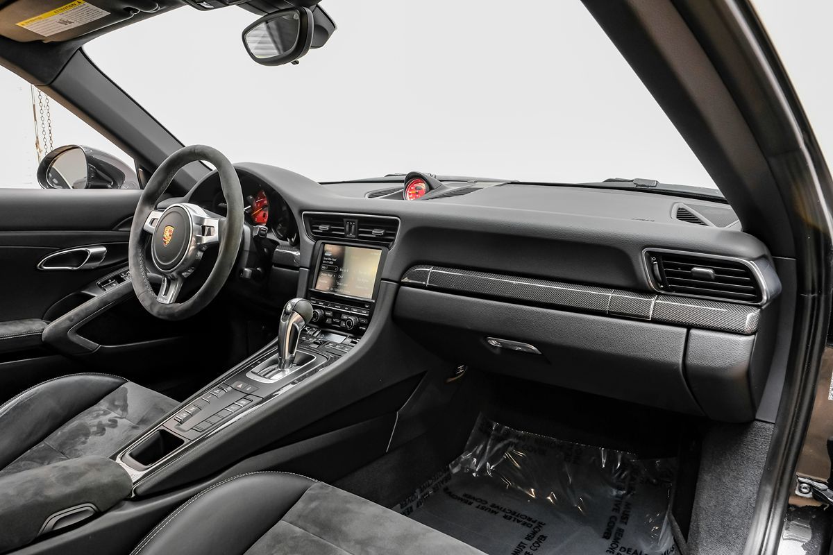 2014 Porsche 911 GT3 photo 9
