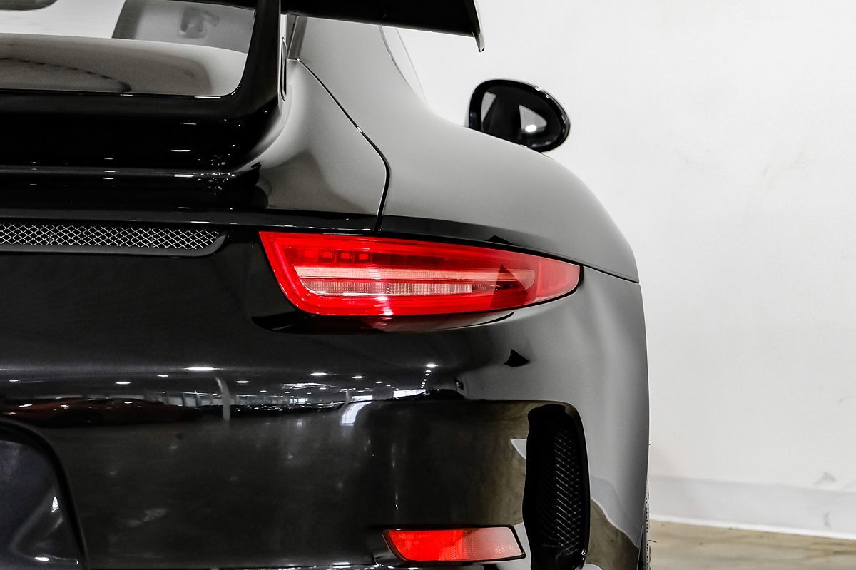 2014 Porsche 911 GT3 photo 30