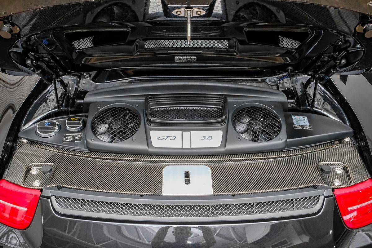 2014 Porsche 911 GT3 photo 32