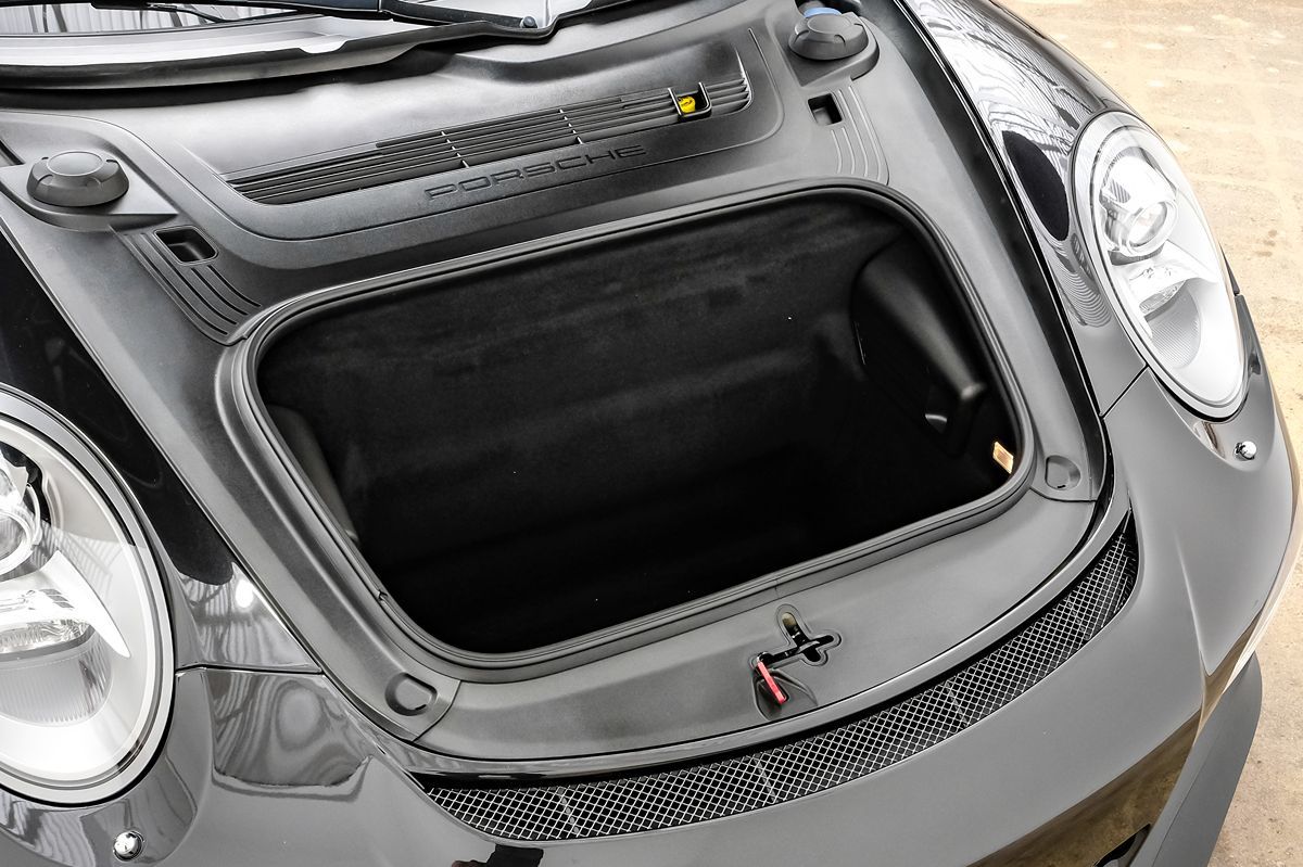 2014 Porsche 911 GT3 photo 37