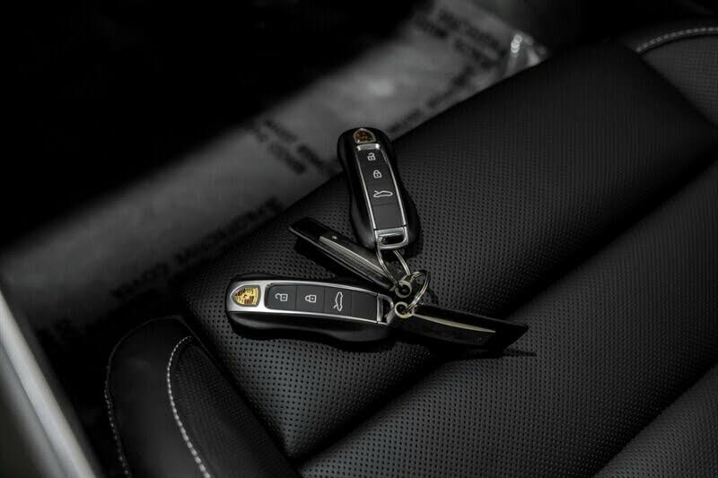 2023 Porsche 911 Turbo S - Photo 48