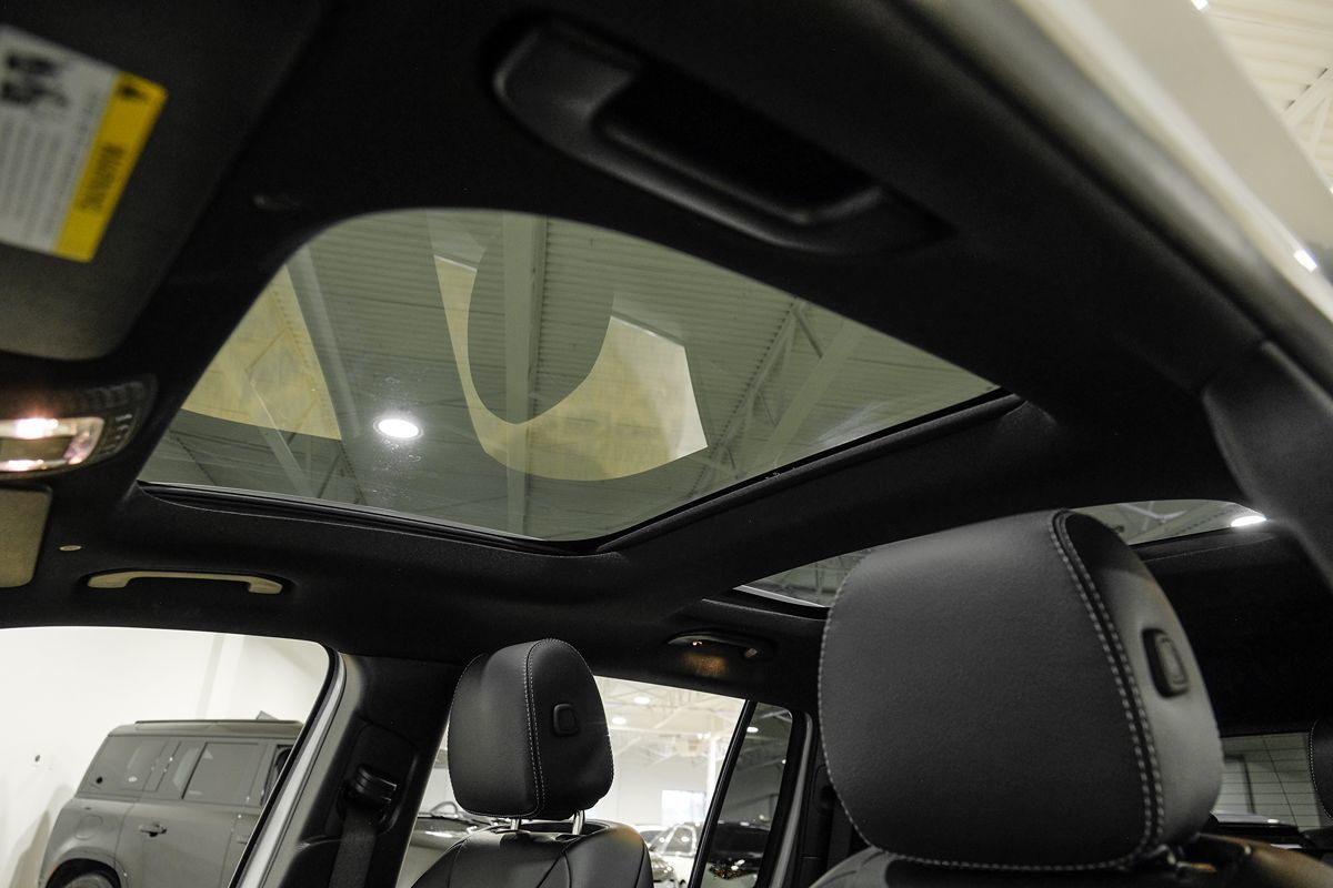 2024 Mercedes Benz GLB AMG 35 photo 4