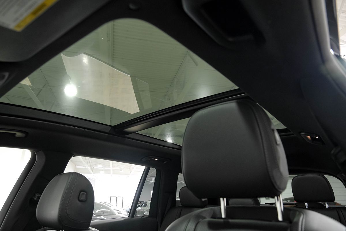 2021 Mercedes Benz GLS 450 4MATIC photo 4