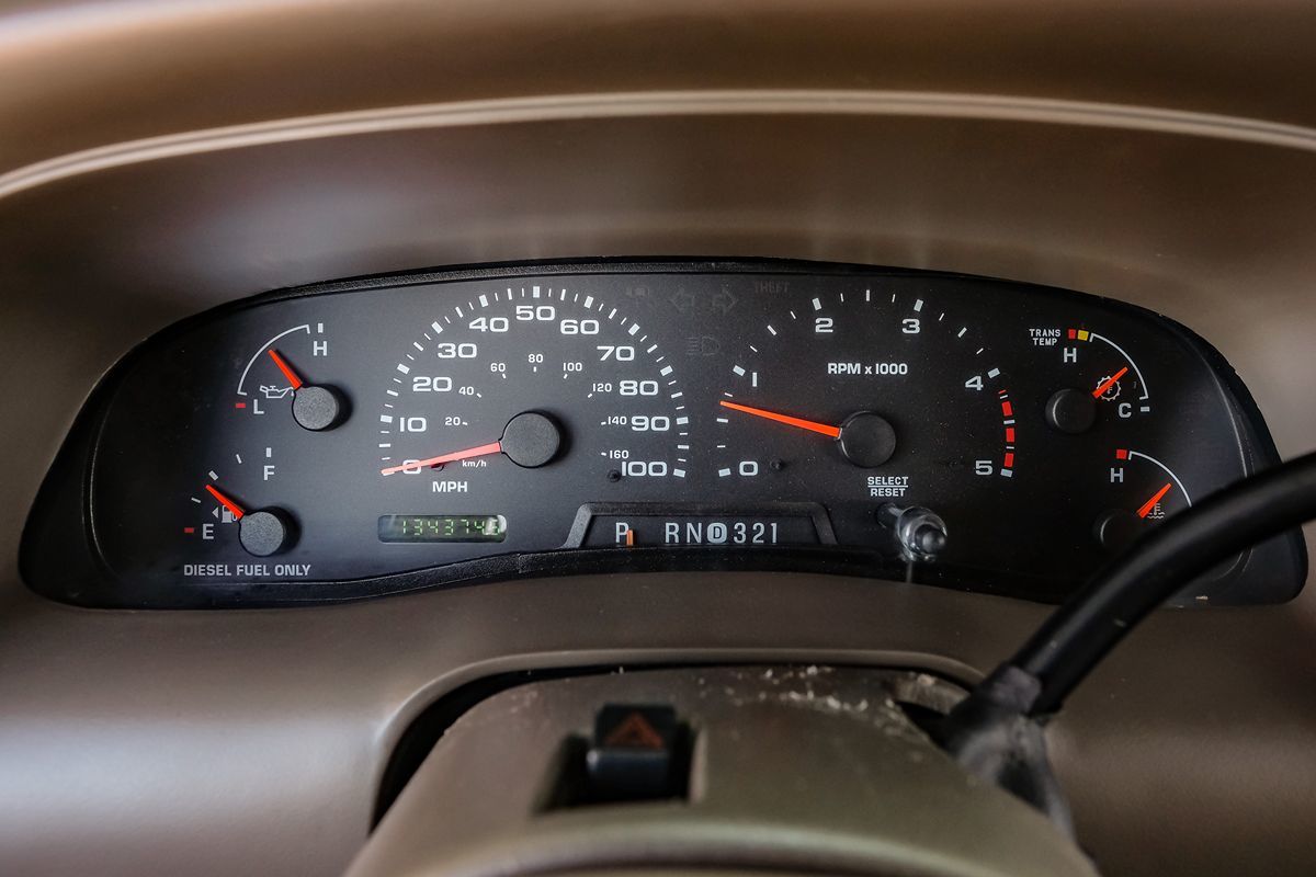 2004 Ford Excursion Eddie Bauer photo 14