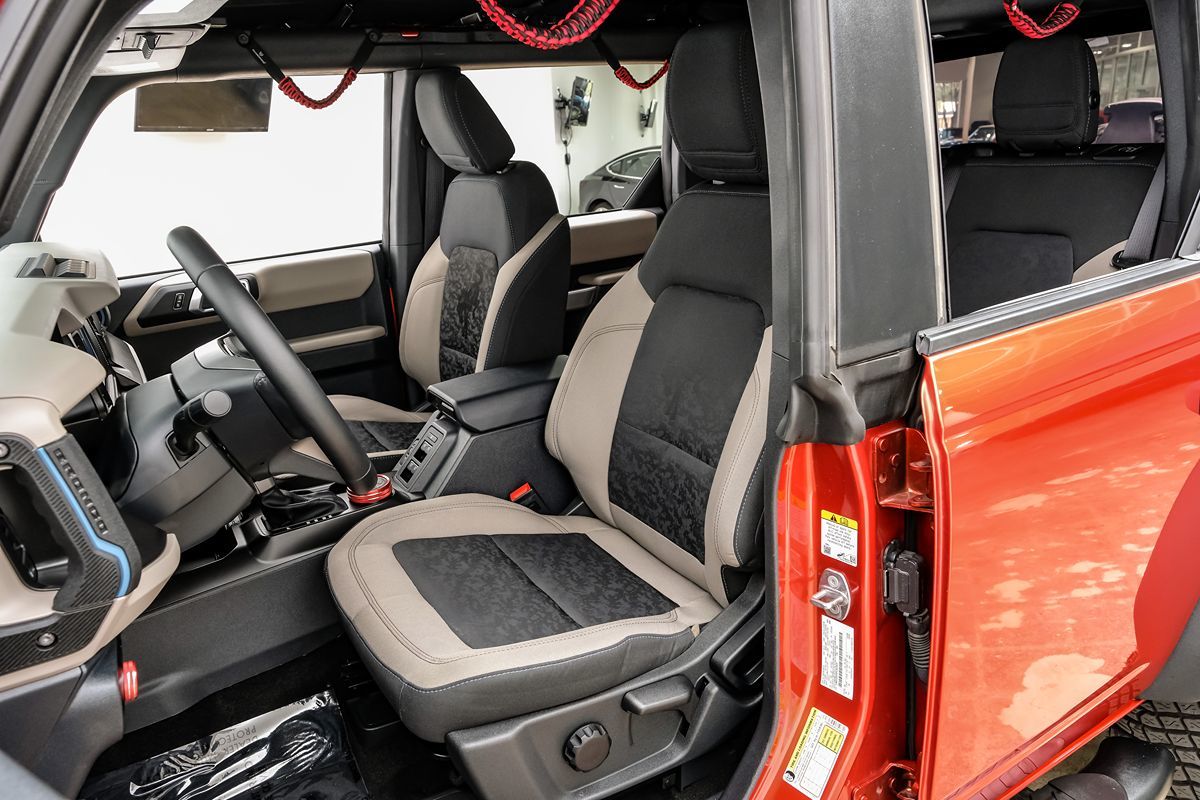 2023 Ford Bronco Wildtrak photo 3