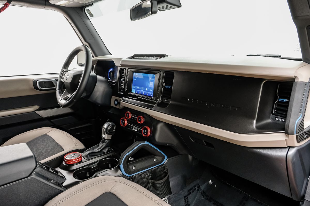 2023 Ford Bronco Wildtrak photo 9
