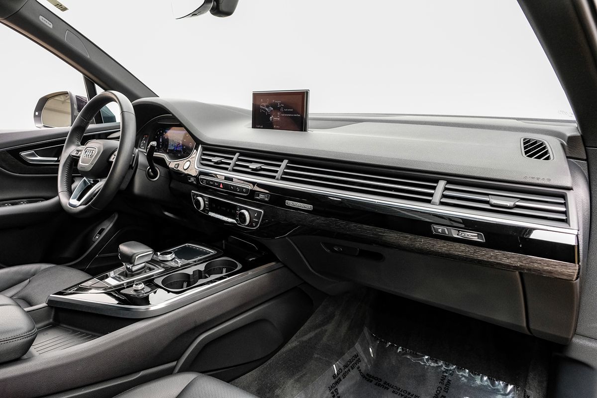 2019 Audi Q7 Premium Plus photo 10