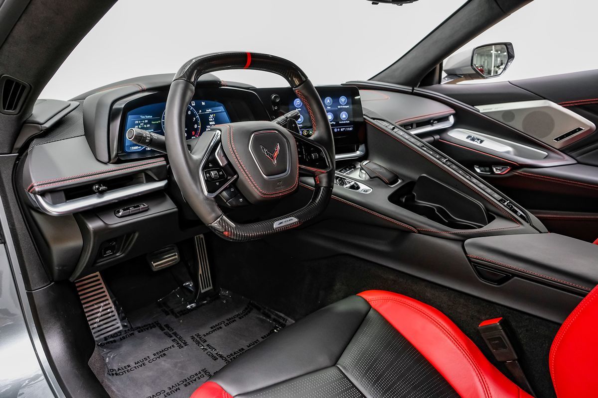 2023 Chevrolet Corvette Z06 3LZ photo 2