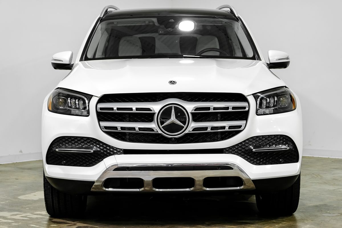 2023 Mercedes Benz GLS 450 4MATIC photo 4