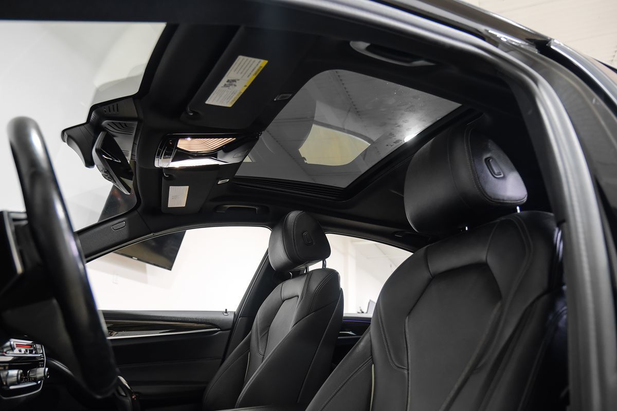 2019 Bmw 530i Sedan photo 4