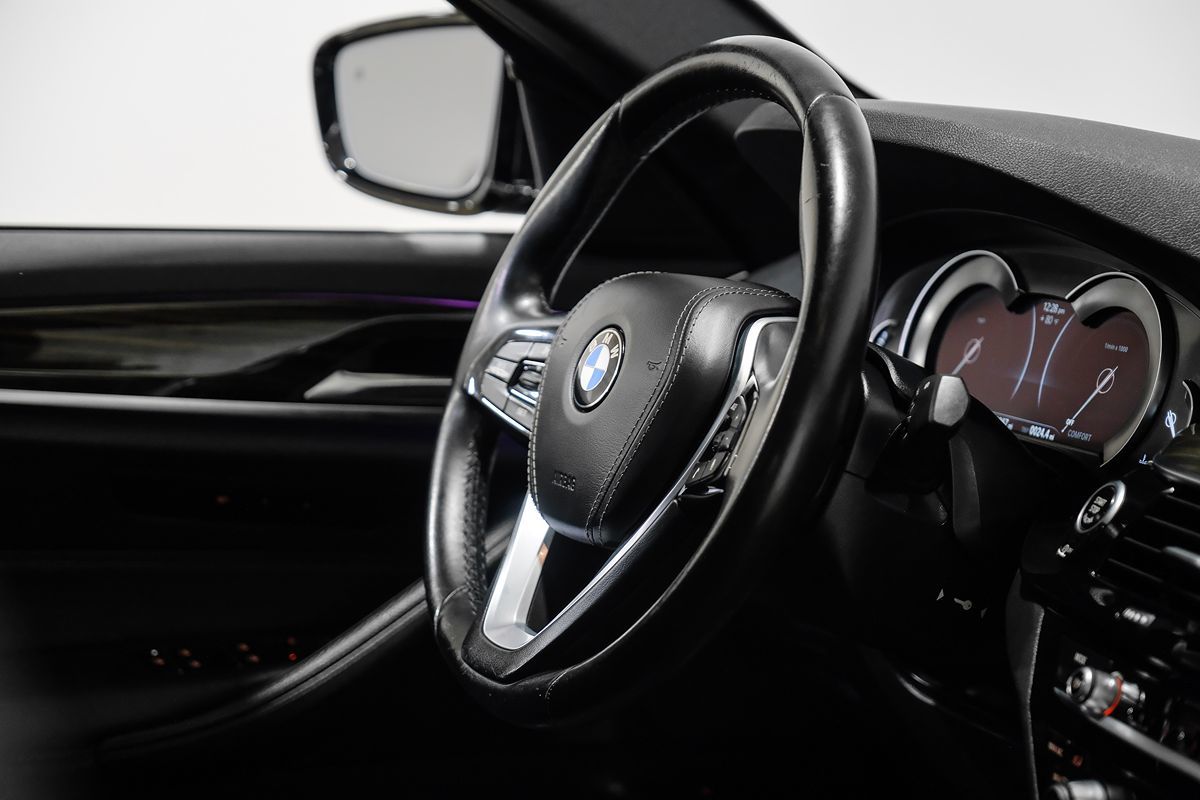2019 Bmw 530i Sedan photo 16