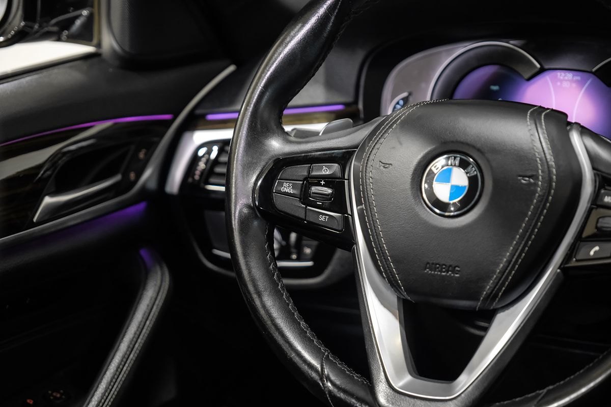 2019 Bmw 530i Sedan photo 18
