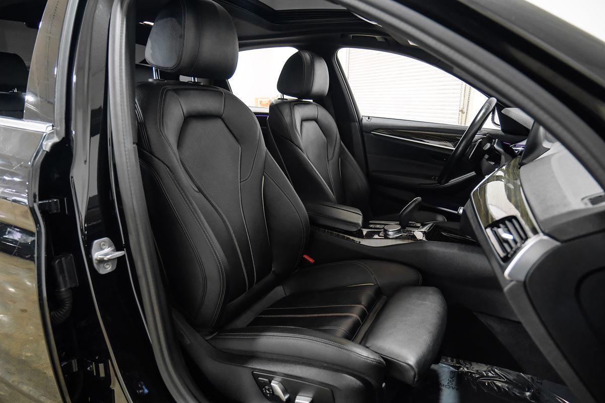 2019 Bmw 530i Sedan photo 36